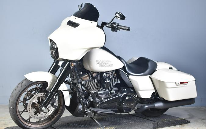 2023 Harley-Davidson Street Glide Special White Sand Pearl