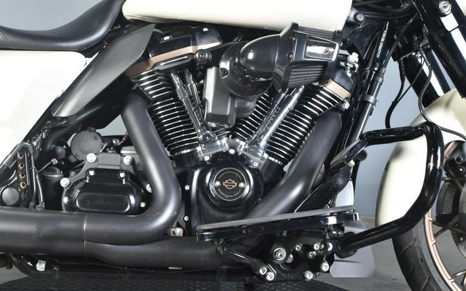 2023 Harley-Davidson Street Glide Special White Sand Pearl