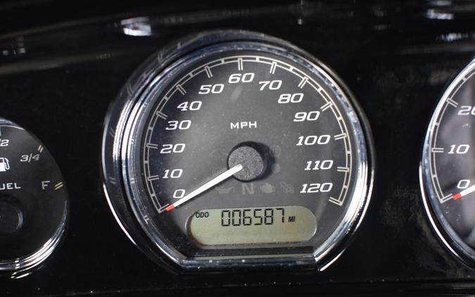 2023 Harley-Davidson Street Glide Special White Sand Pearl