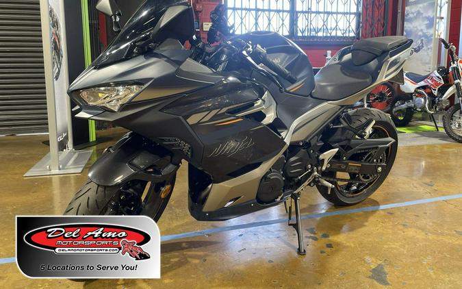 2023 Kawasaki NINJA 400