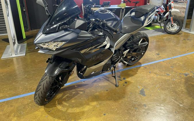 2023 Kawasaki NINJA 400