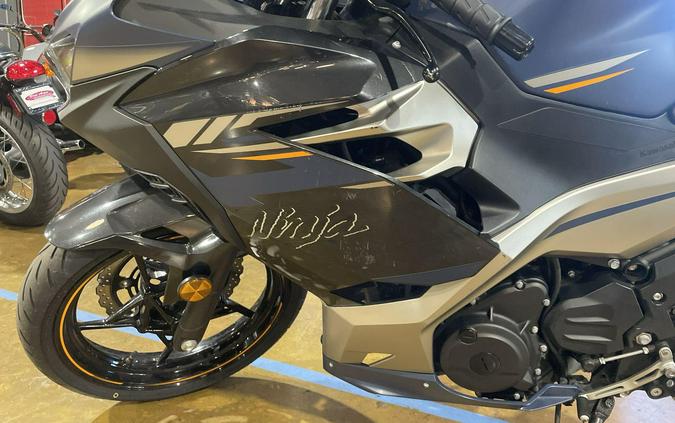 2023 Kawasaki NINJA 400