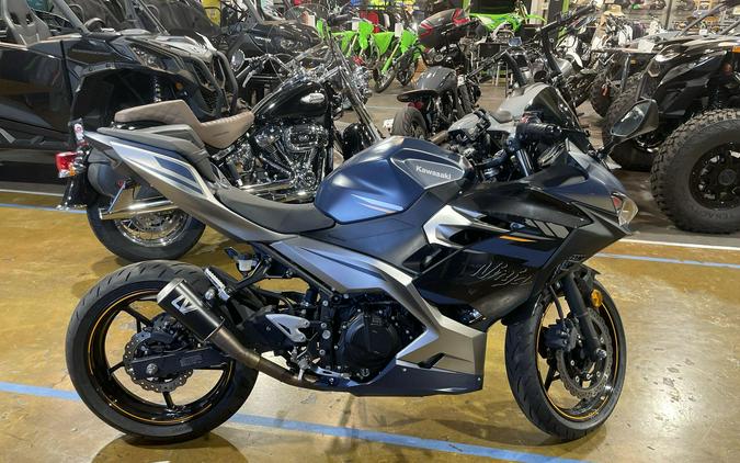 2023 Kawasaki NINJA 400