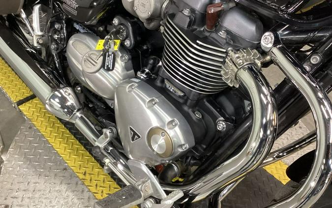 2018 Triumph Bonneville Speedmaster Jet Black