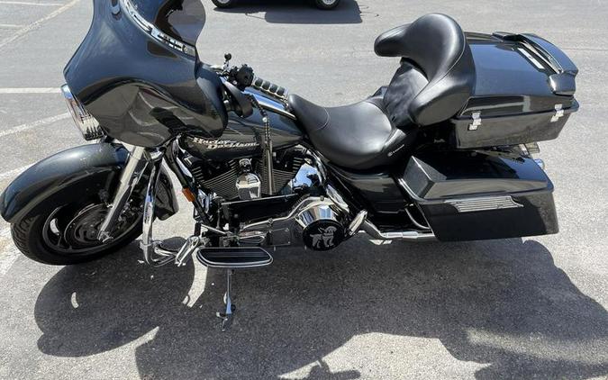 2006 Harley-Davidson® FLHX - Street Glide®