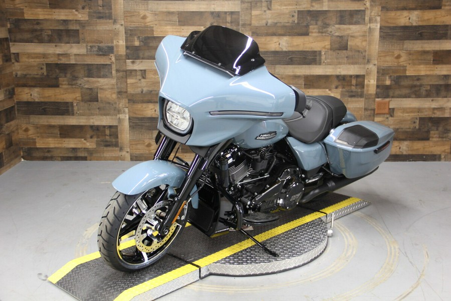 2024 Harley-Davidson Street Glide® Sharkskin Blue - Black Finish