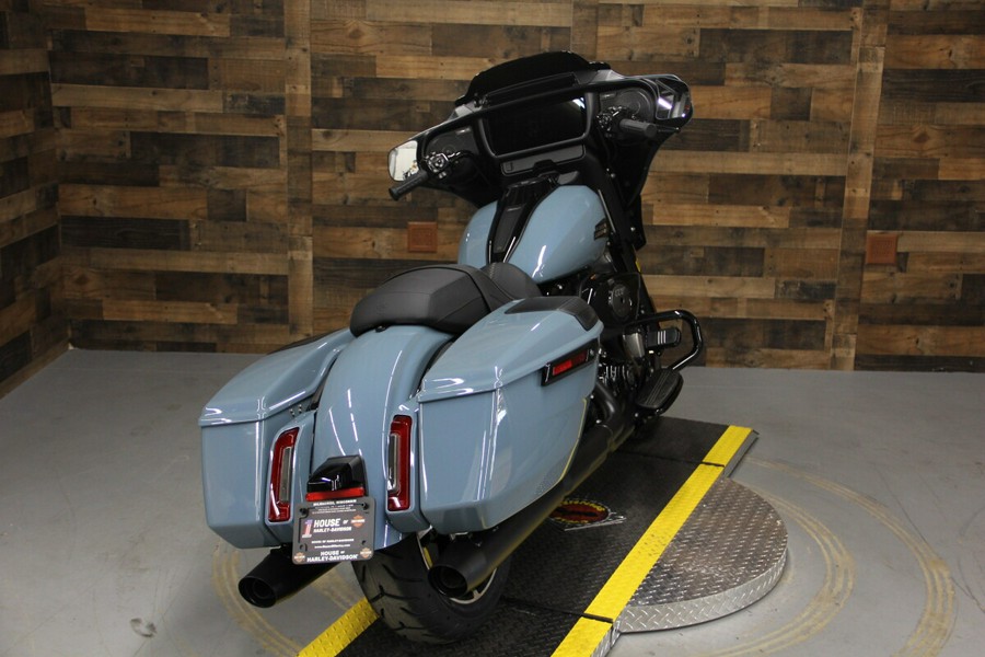 2024 Harley-Davidson Street Glide® Sharkskin Blue - Black Finish