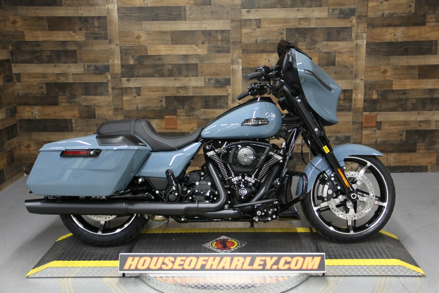 2024 Harley-Davidson Street Glide® Sharkskin Blue - Black Finish