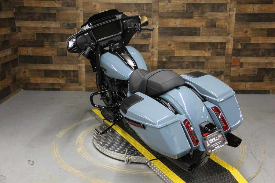 2024 Harley-Davidson Street Glide® Sharkskin Blue - Black Finish