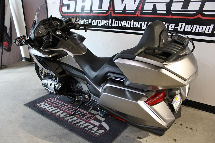 2018 Honda® Gold Wing Automatic DCT Matte Majestic Silver