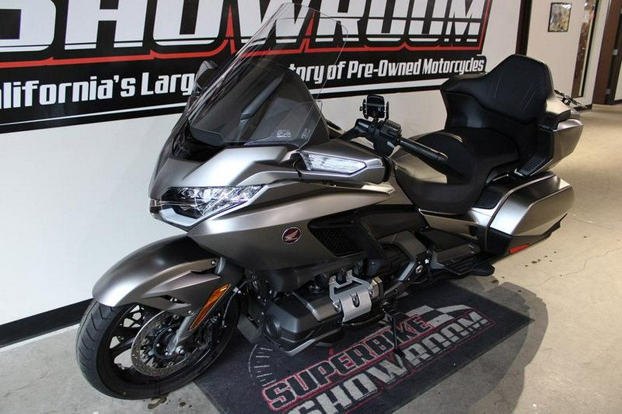 2018 Honda® Gold Wing Automatic DCT Matte Majestic Silver