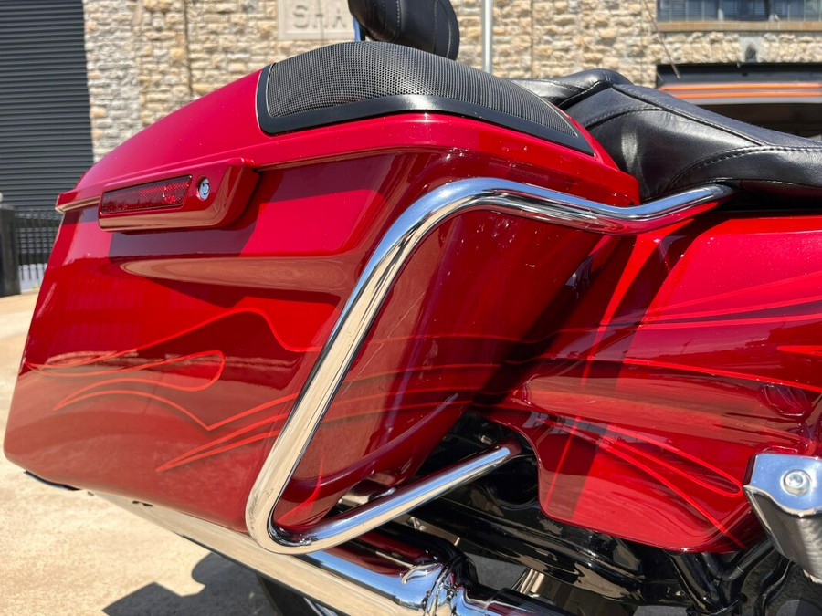 FLHXSE 2016 CVO™ Street Glide®