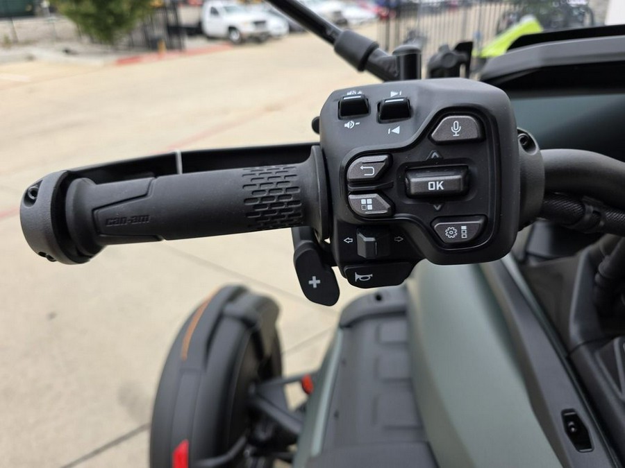 2025 Can-Am® Canyon Redrock