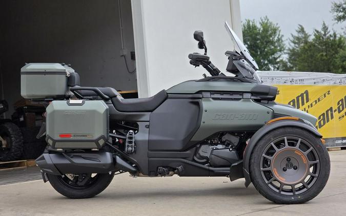 2025 Can-Am® Canyon Redrock