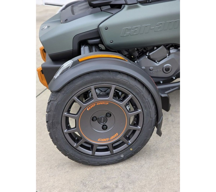 2025 Can-Am® Canyon Redrock