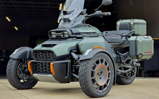 2025 Can-Am® Canyon Redrock