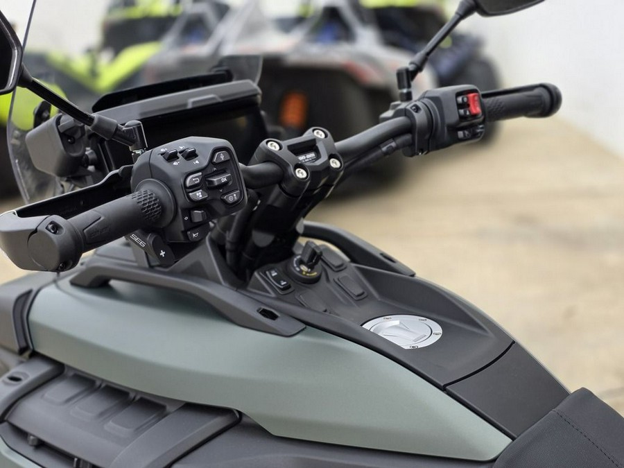 2025 Can-Am® Canyon Redrock