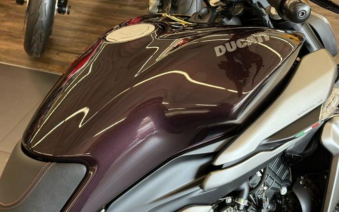 2026 Ducati Xdiavel V4 Black Lava