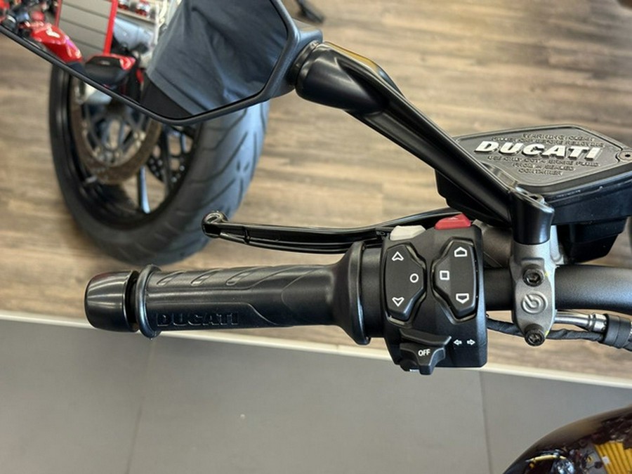 2026 Ducati Xdiavel V4 Black Lava