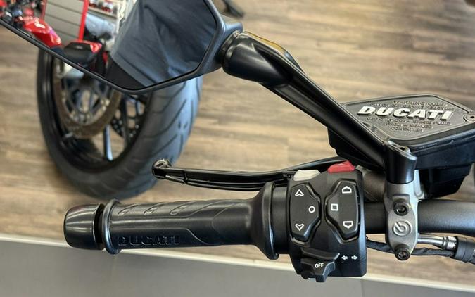 2026 Ducati Xdiavel V4 Black Lava