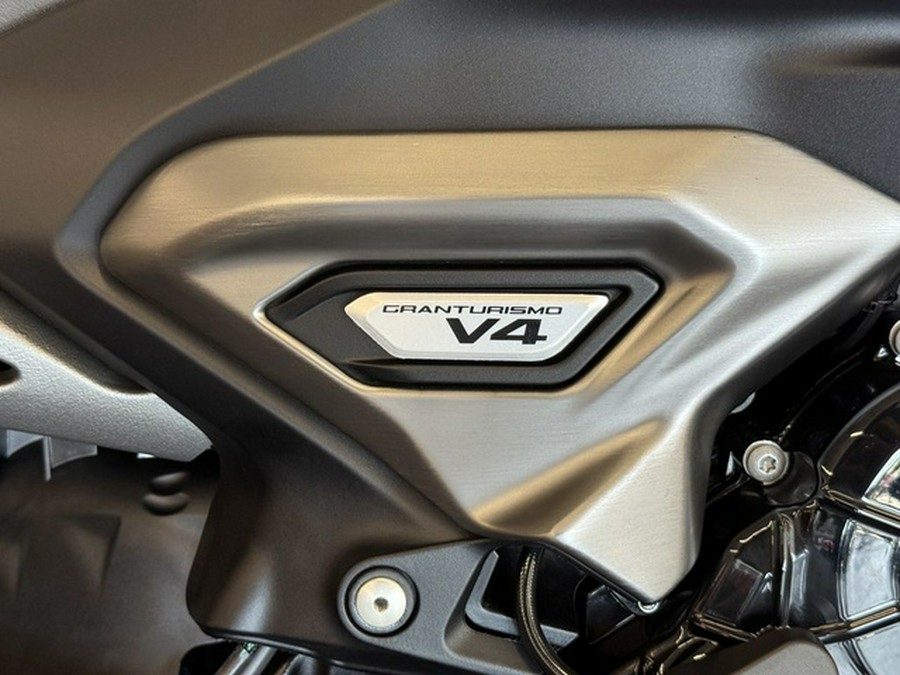 2026 Ducati Xdiavel V4 Black Lava