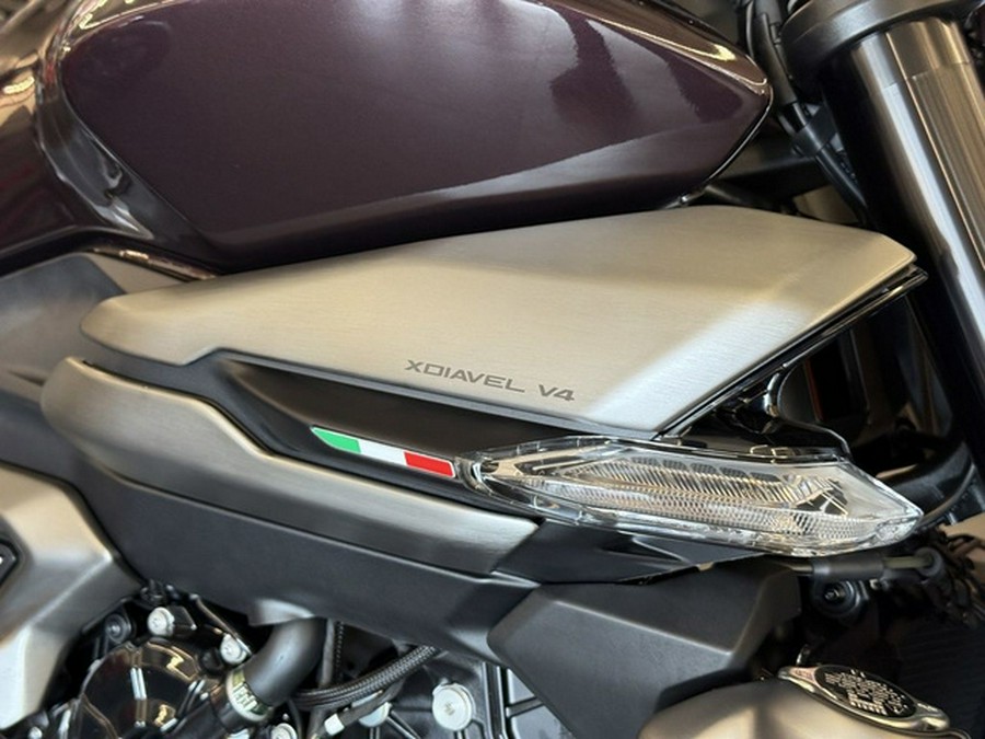 2026 Ducati Xdiavel V4 Black Lava