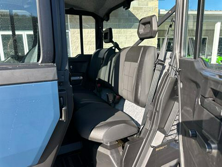 2026 Can-Am Defender MAX XT CAB HD11