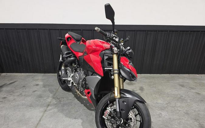 2026 Ducati Streetfighter V2