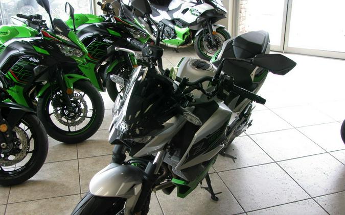 2024 Kawasaki Z7 Hybrid ABS