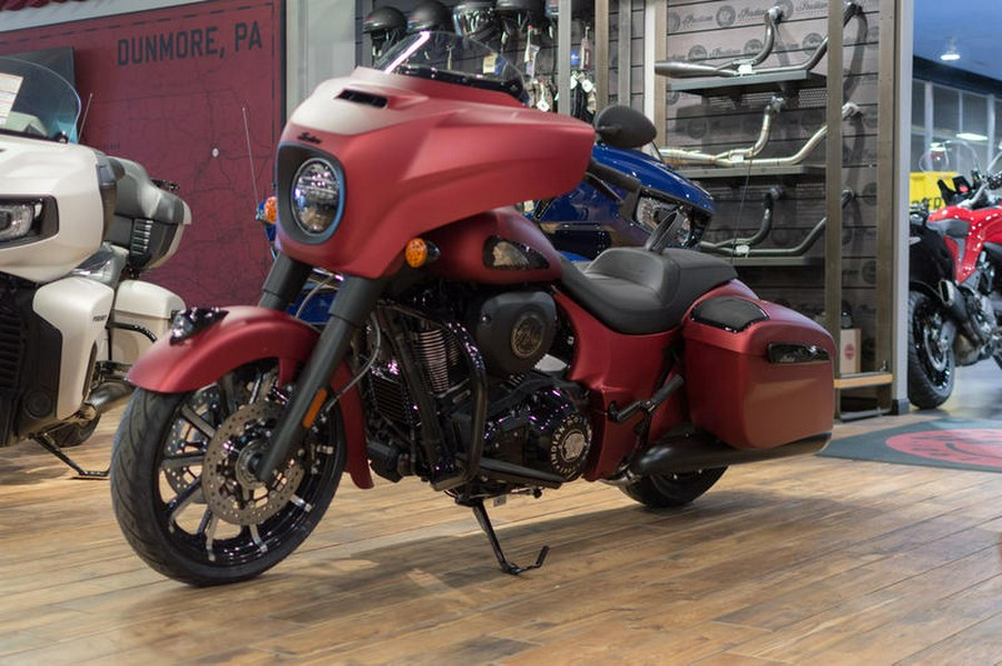 2024 Indian Motorcycle® Chieftain® Dark Horse® w/Powerband Audio Pkg Sunset Red Smoke