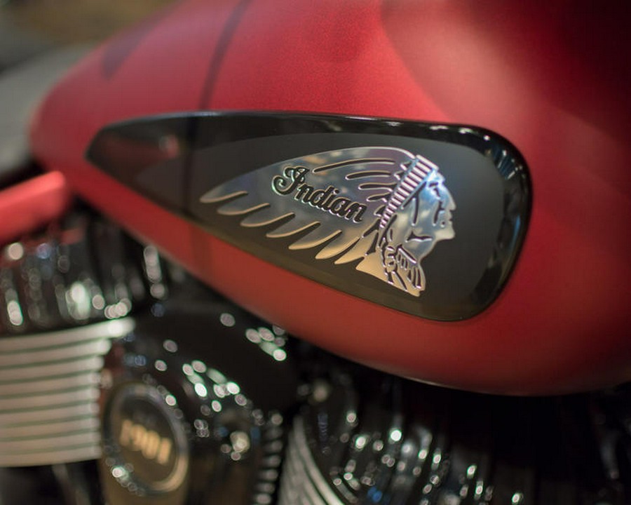 2024 Indian Motorcycle® Chieftain® Dark Horse® w/Powerband Audio Pkg Sunset Red Smoke