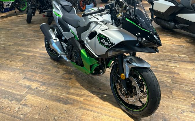 2024 Kawasaki Ninja 7 Hybrid ABS