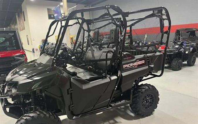 2025 Honda Pioneer 700-4 Deluxe