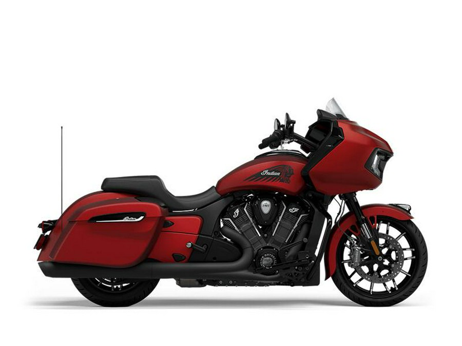 2024 Indian Motorcycle® Challenger® Dark Horse® w/PowerBand Audio Pkg Sunset Red Smoke