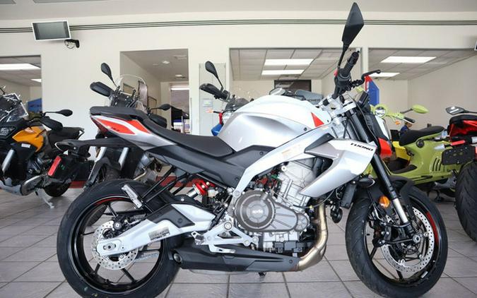 2026 Aprilia Tuono 457