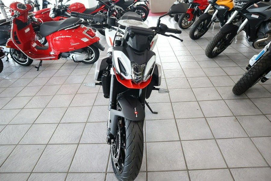 2026 Aprilia Tuono 457