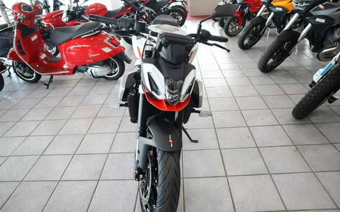 2026 Aprilia Tuono 457