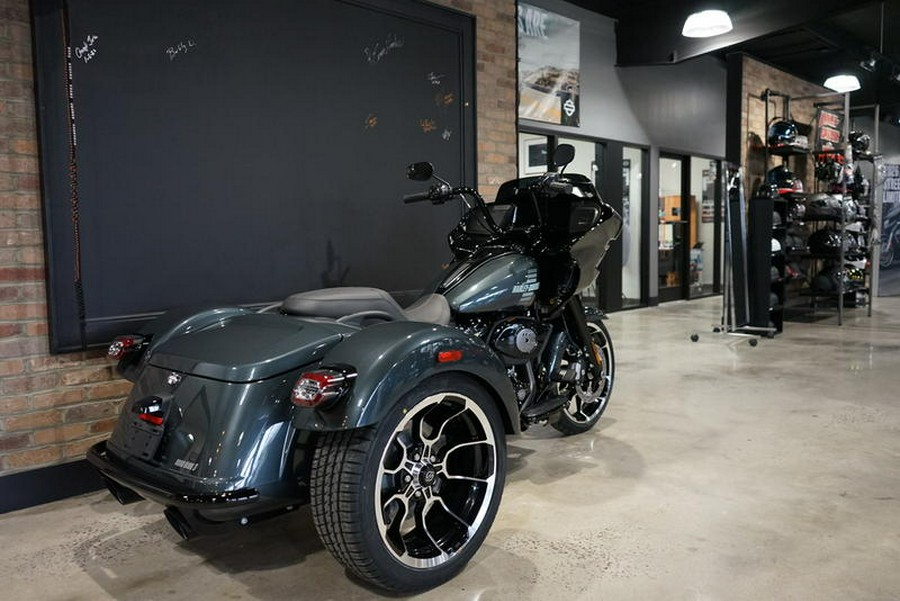 2026 Harley-Davidson® FLTRT - Road Glide® 3