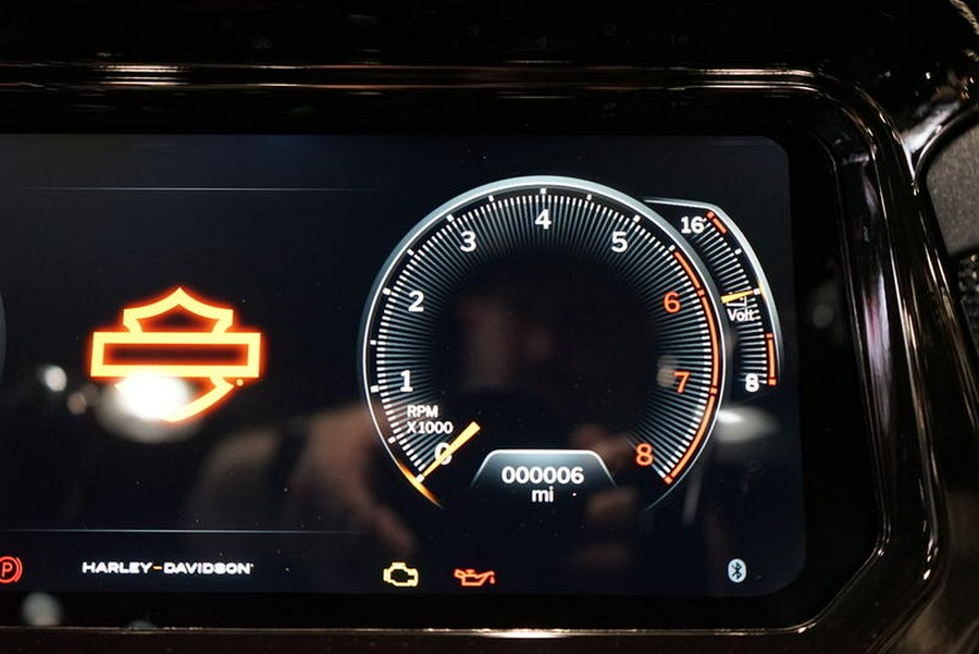2026 Harley-Davidson® FLTRT - Road Glide® 3