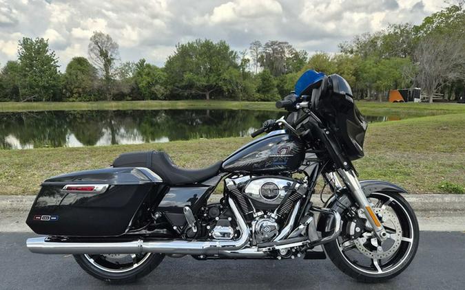 2026 Harley-Davidson FLHX - Street Glide