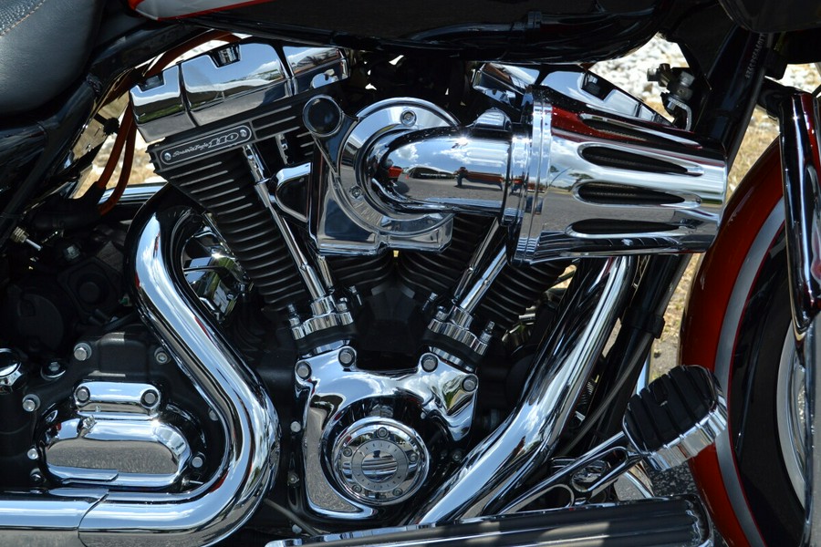 2009 Harley-Davidson CVO™ Road Glide® - FLTRSE3