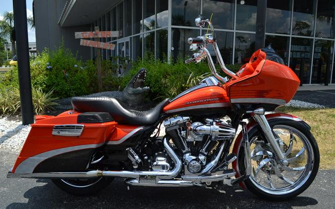 2009 Harley-Davidson CVO™ Road Glide® - FLTRSE3