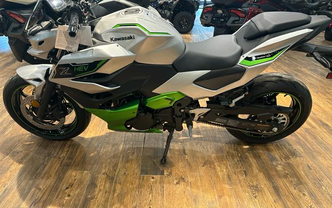 2024 Kawasaki Z7 Hybrid ABS