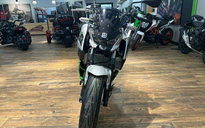 2024 Kawasaki Z7 Hybrid ABS