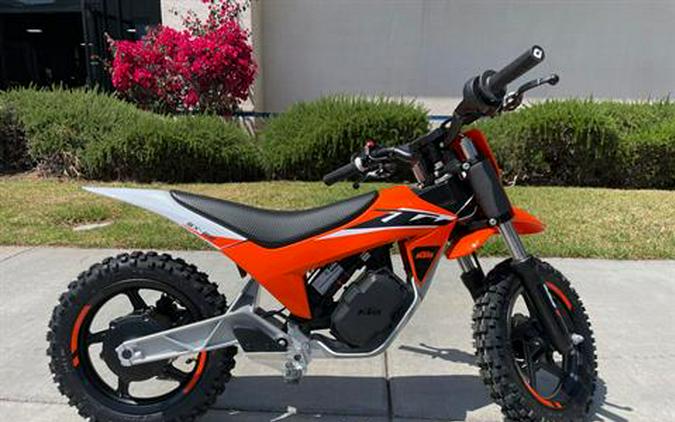 2025 KTM SX-E 2