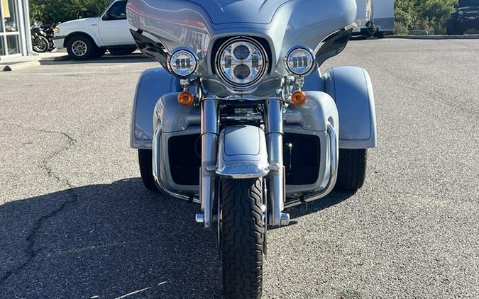 2023 Harley-Davidson FLHTCUTG - Tri Glide Ultra