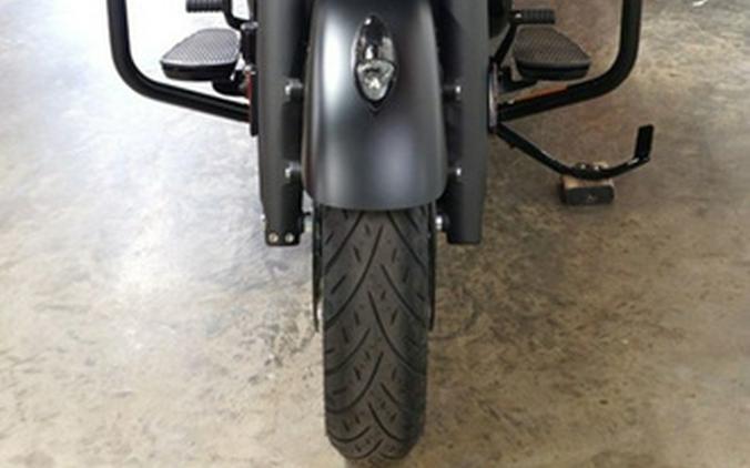 2026 Indian Chieftain Dark Horse W/Powerband Audio Black Smo