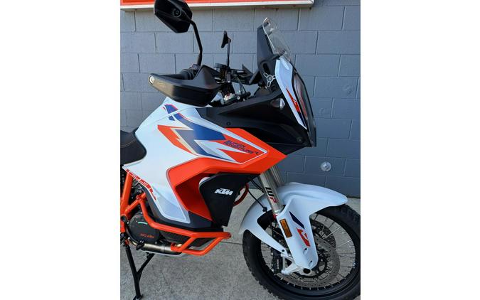 2024 1290 Super Adventure R -- AKRAPOVIC SLIP ON - KTM