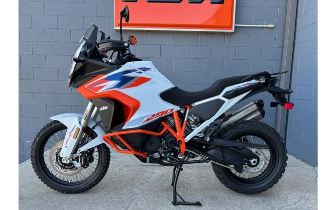 2024 1290 Super Adventure R -- AKRAPOVIC SLIP ON - KTM