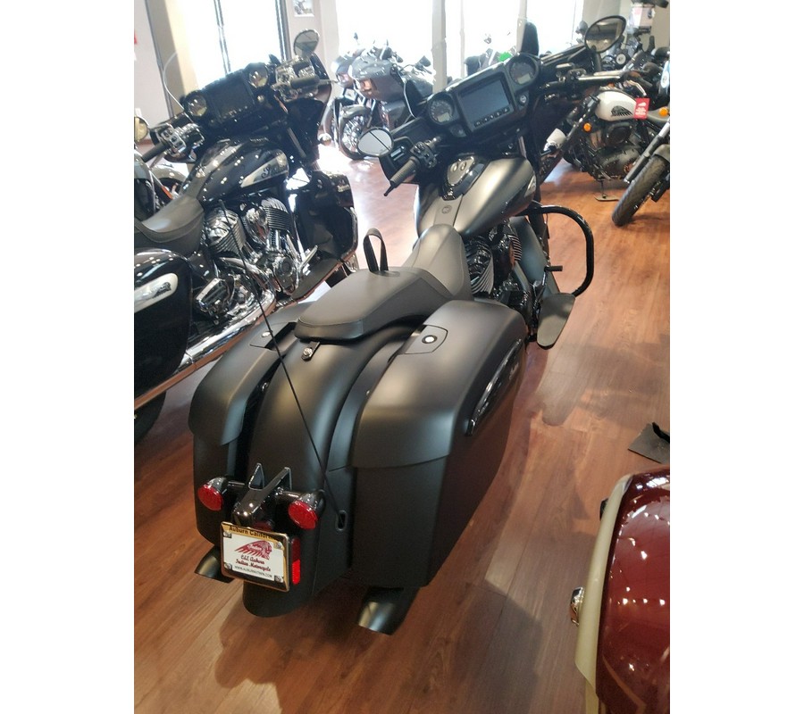 2025 Indian Motorcycle® Chieftain® Dark Horse®